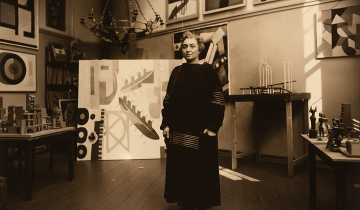 Avant-garde agitation by Ukrainian artists