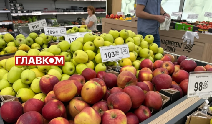 Apples and pears from Poland and the Netherlands
