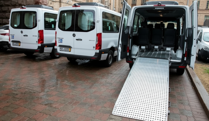 Social buses for vulnerable groups
