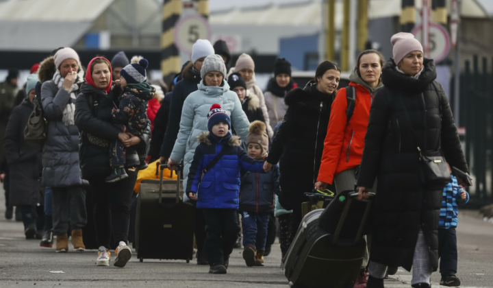 Category for displaced persons: how to apply