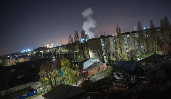 Атаки безпілотників на порт і заводи