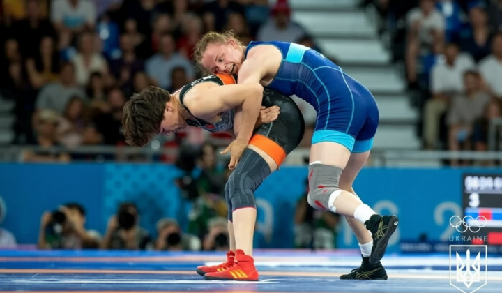 Украинская борец Ирина Коляденко завоевала четвертое золото на чемпионате Европы, одержав убедительную победу над российской соперницей