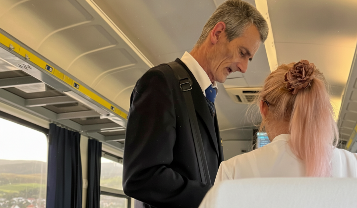 Conductor demands payment for ticket again