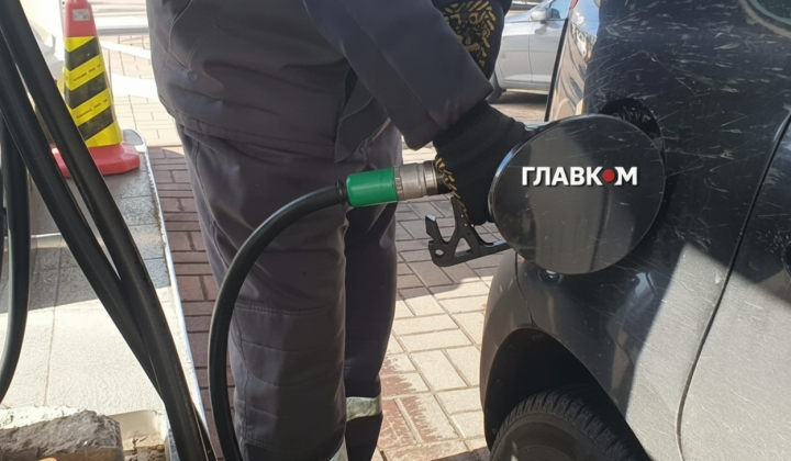 logos of gas station networks in Ukraine