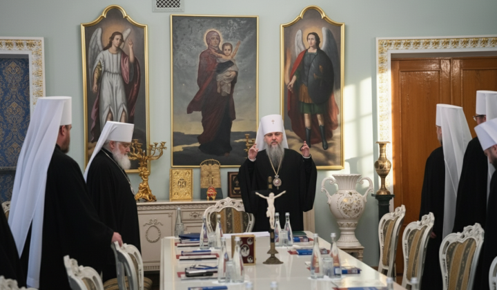 ПЦУ лишила трех самозванных священников