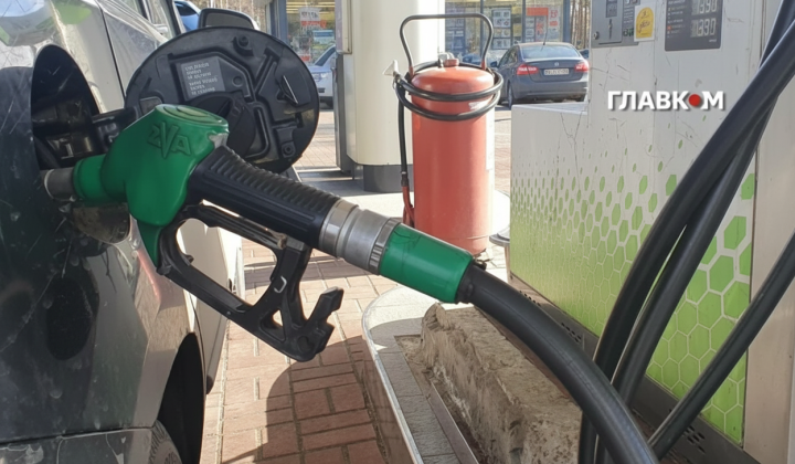 Fuel prices at gas stations in Ukraine