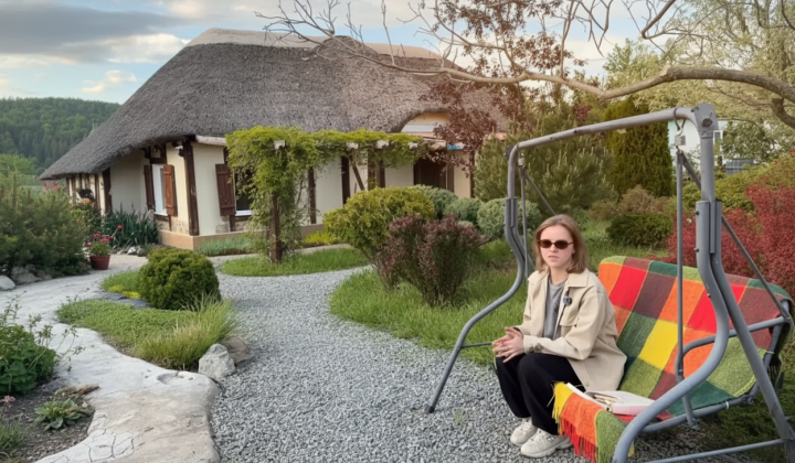 Woman designer turns $1500 house into masterpiece