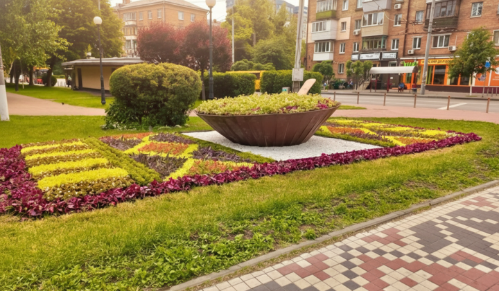 Beet soup shaped flowerbed on towel