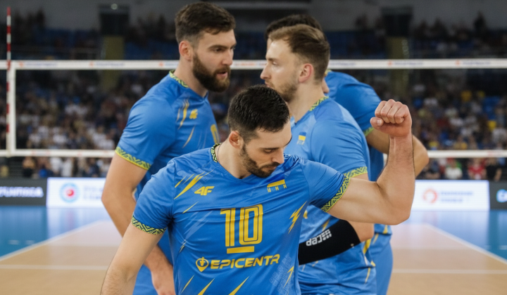 Ukraine's volleyball team playing against Japan