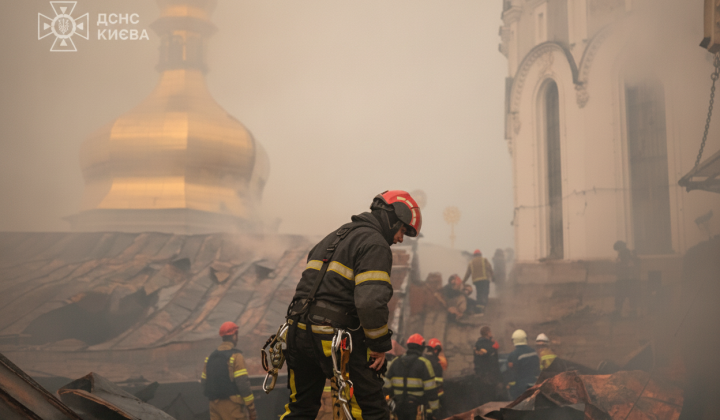 Ліквідація пожежі у Києві після атаки