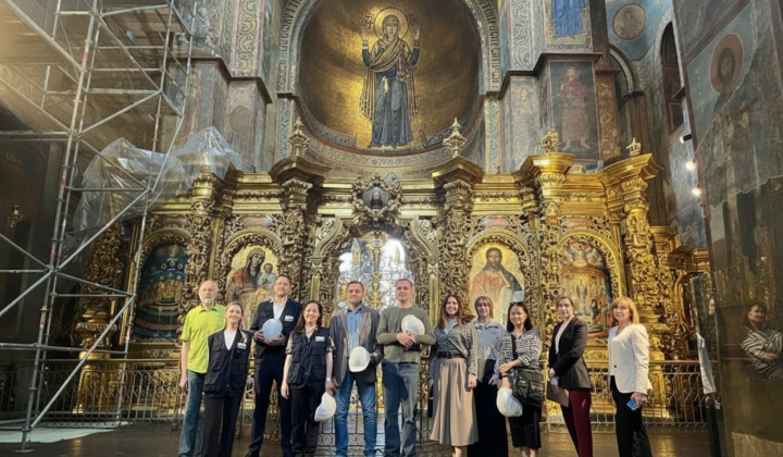 Monument of Saint Sophia with seismometers