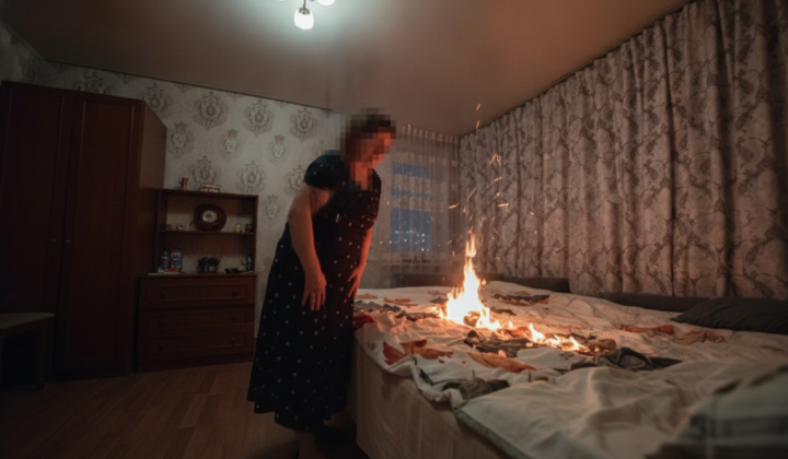 Жінка з підпалом квартири через шахрайство