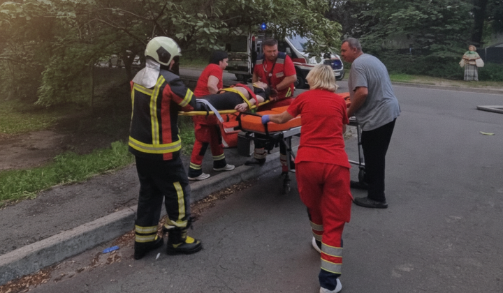 Жінка випала з балкона у Києві
