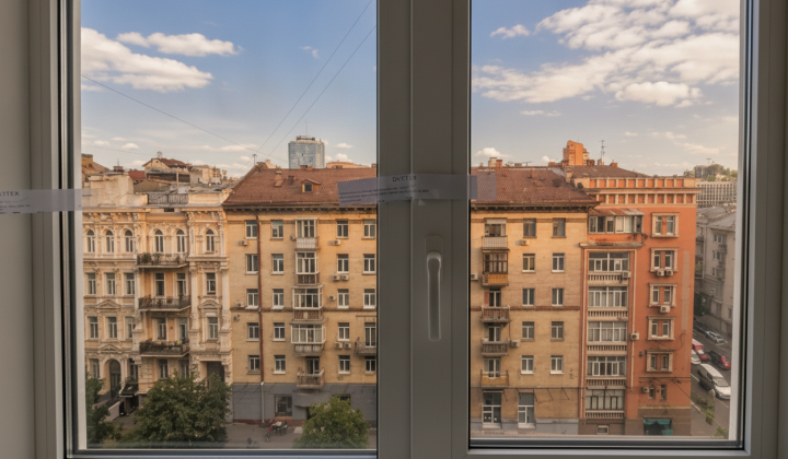 Apartment of Russian propagandist Lebedev's friend on sale with 50% discount