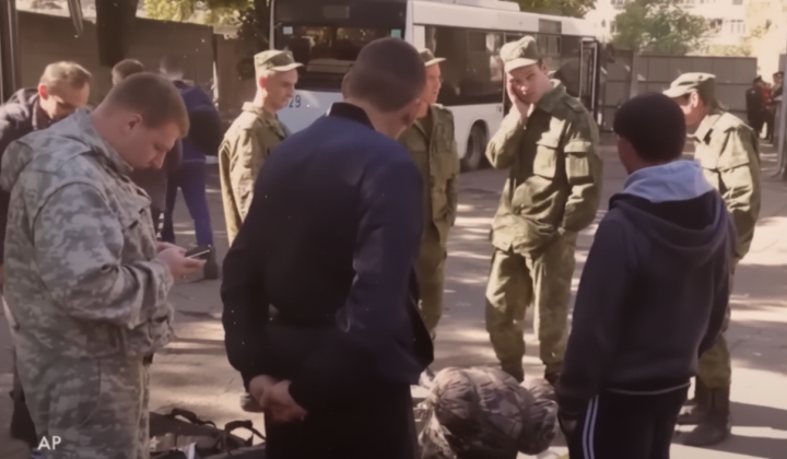 Російські військкомати влаштовують облави на чоловіків