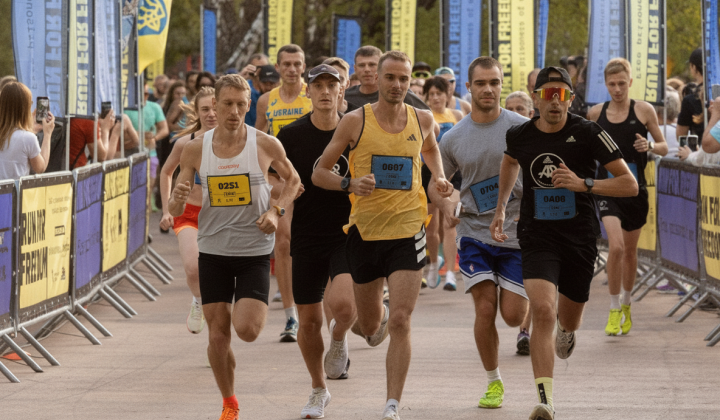 Участники забега Run for Freedom в Киеве