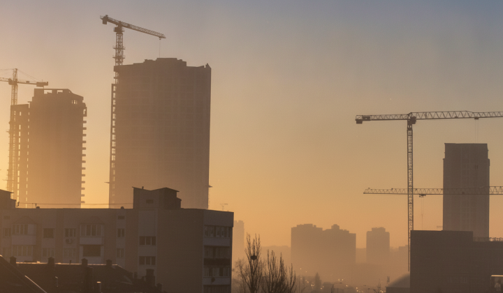 Дим від пожежі в Бучанському районі