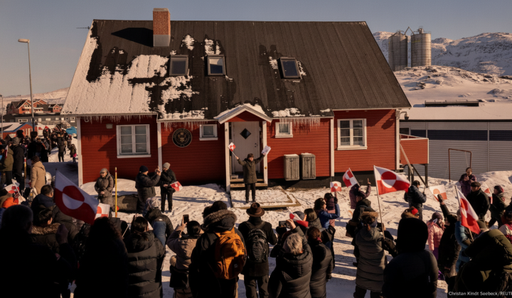 Permanent control over Greenland's security