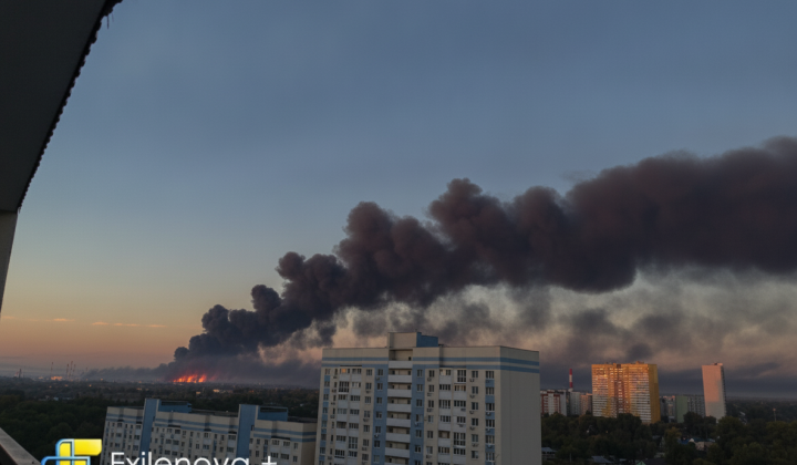 Fires at large oil refineries in Russia