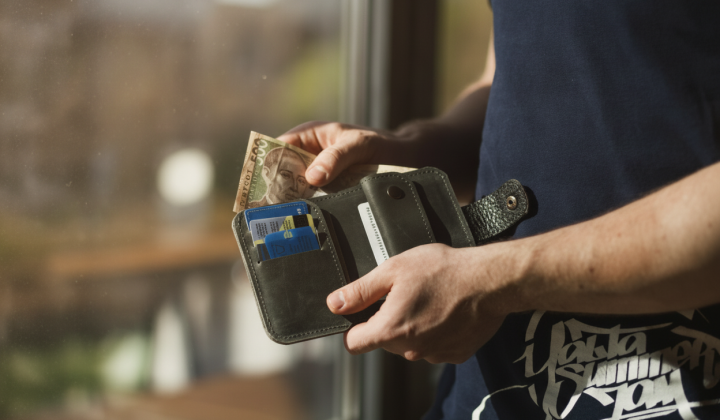 Increase in minimum wage and living wage