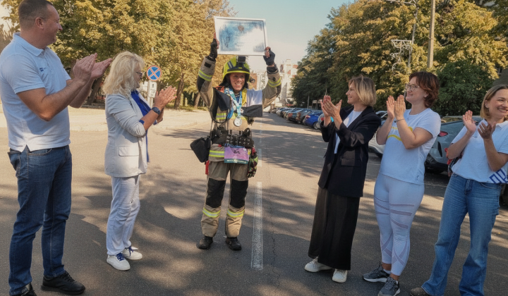 Poltava firefighter sets new record in Ukraine