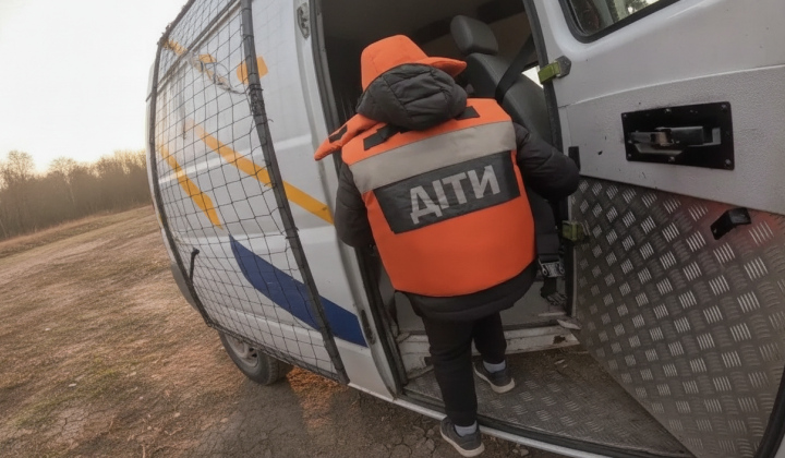 Forced evacuation of children from Kramatorsk