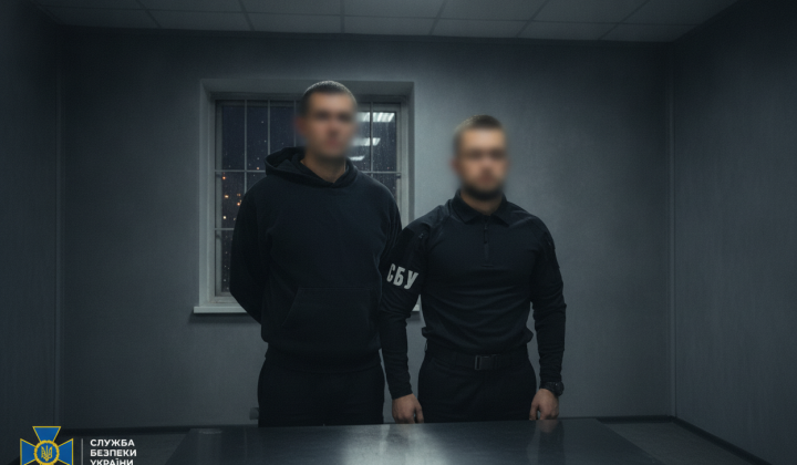 Arrest of employees for legalizing stolen wheat