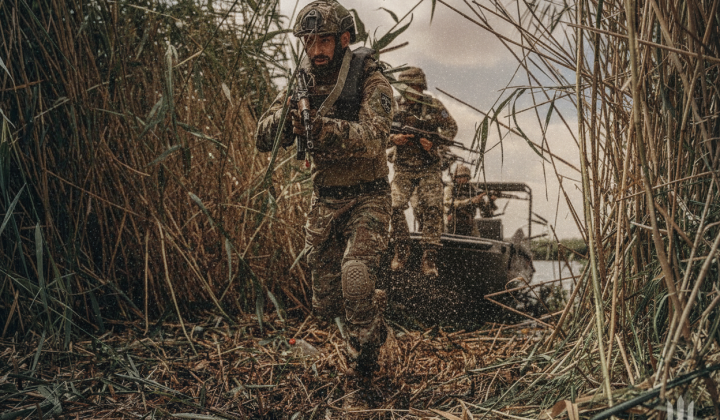 Russian troops change strategy