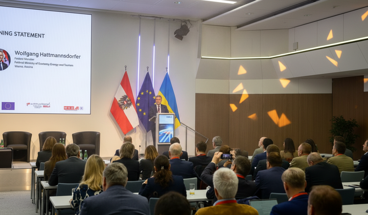Прапори України та Австрії разом