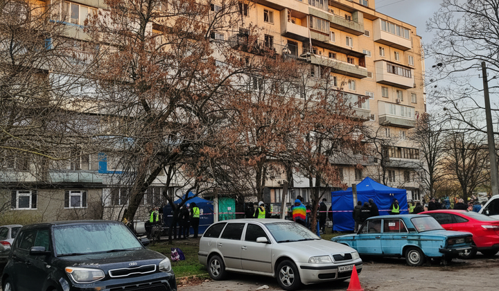 Мобильная бригада ДМС оформляет паспорта
