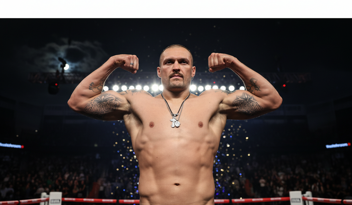 Усик сдаёт титул WBO и чемпионство