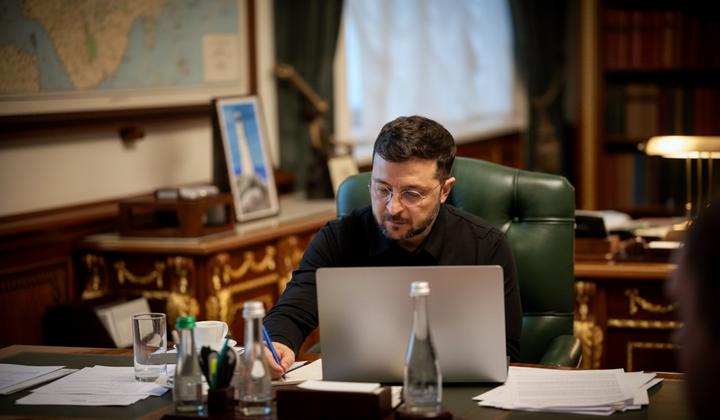 Zelensky and Tusk during negotiations