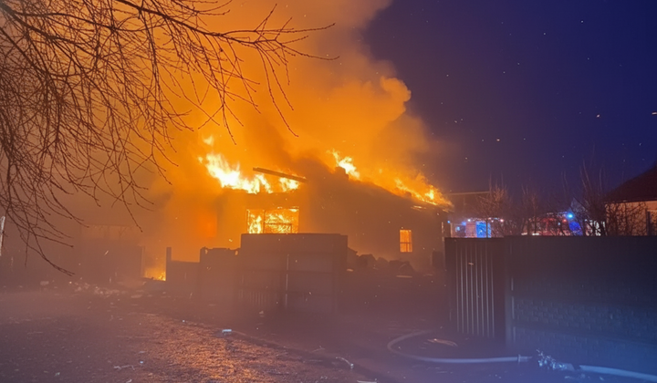 Пожежа внаслідок падіння БпЛА в Чернігові