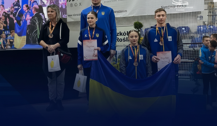 Українські акробати з медалями у Польщі
