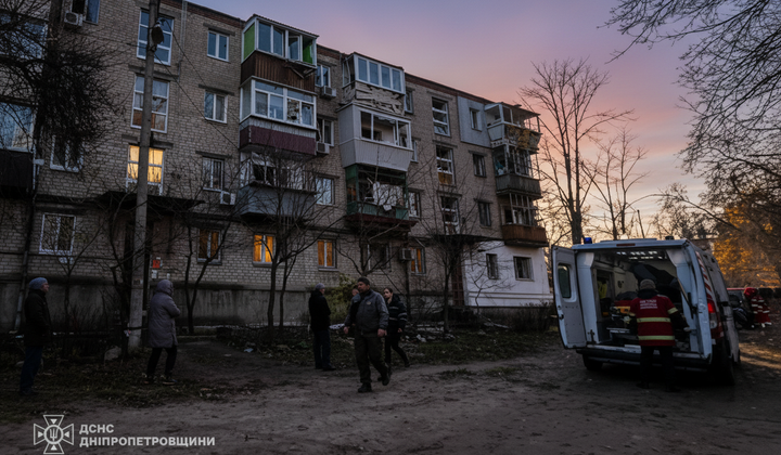 Жінка та дитина поранені, руйнування