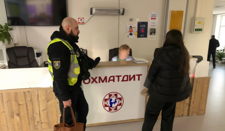 Полуторагодовалый мальчик в комендантский час