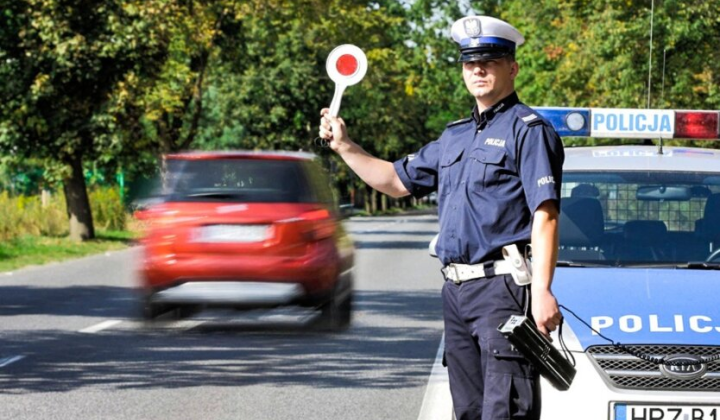 Іноземний водій уникає штрафу в Польщі