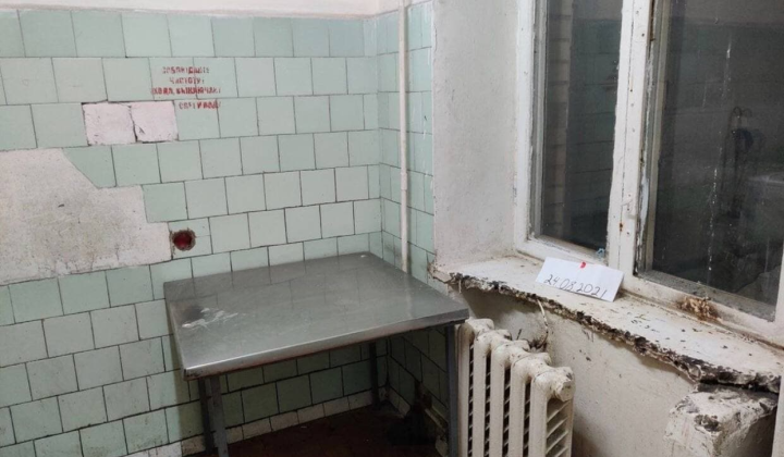 Студенти з задачками в гуртожитку