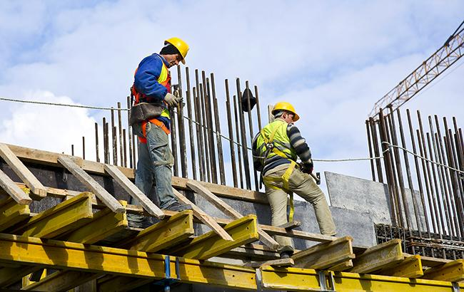 Трудові мігранти в економіці України