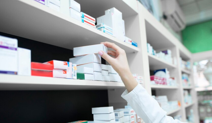 Уповільнюють збільшені ціни на ліки