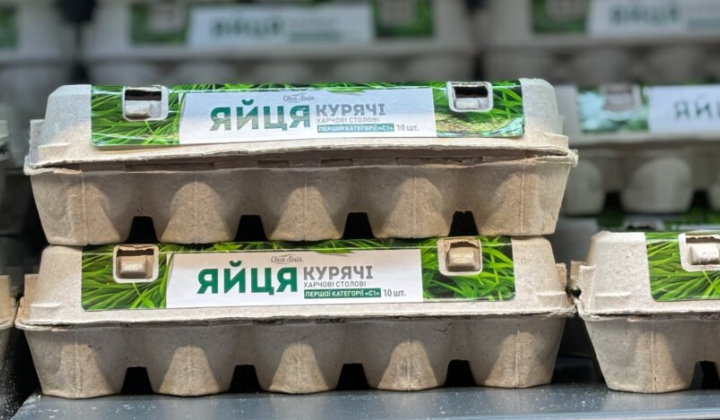 Яички, сливочное масло и подсолнечное масло