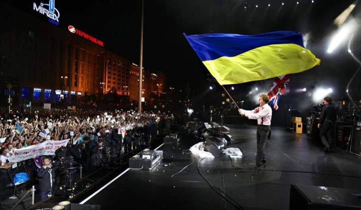 Сер Пол Маккартни - активный поддерживатель Украины