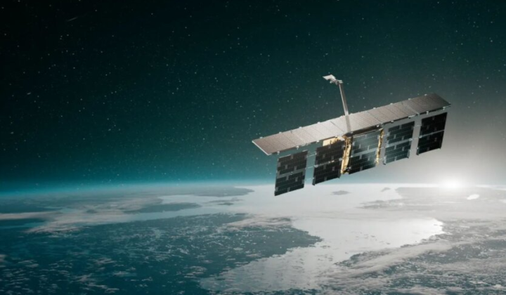 Супутники ICEYE надають Україні 24/7 спостереження за ворожими військами