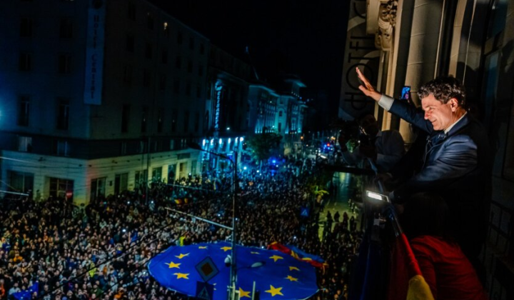 Зеленский поздравил президента Румынии