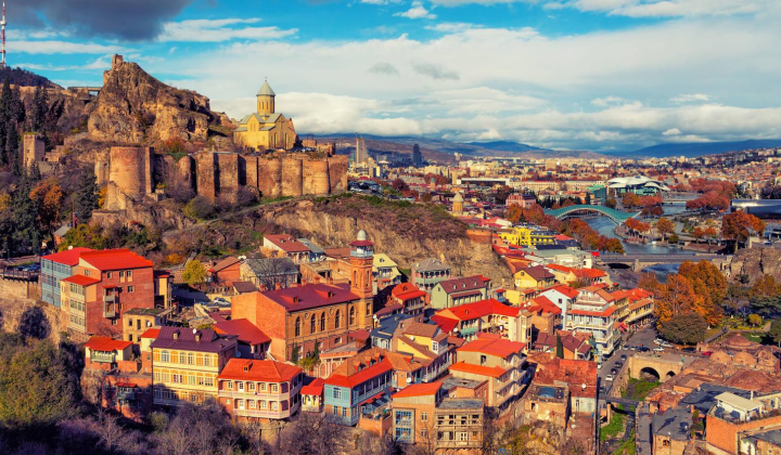 Українські біженці отримують притулок у Грузії