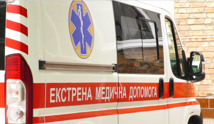 На фото розбите чоло нардепа біля Верховної Ради