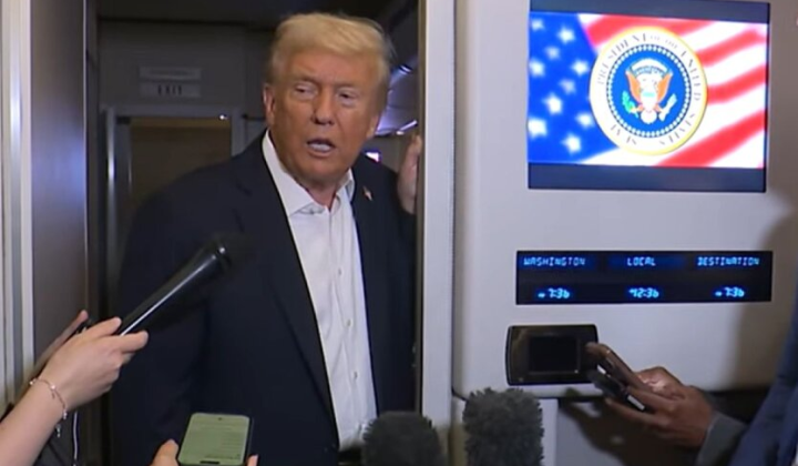 Трамп и Путин обсуждают мирные переговоры