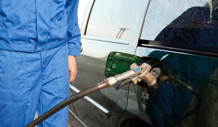 АЗС повышают цены на топливо