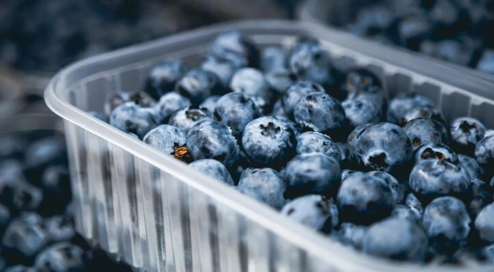 Ягода на ферме снизилась в цене