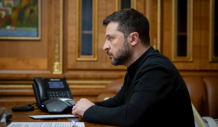 Зеленський та Макрон говорять про мир